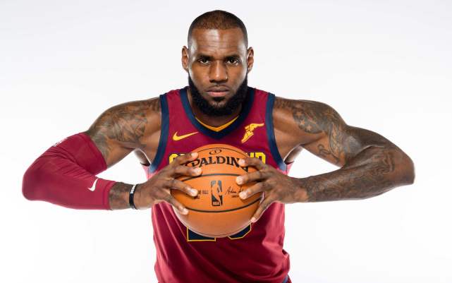 勒布朗·詹姆斯|盘点NBA五大体能怪兽：詹姆斯威少同时上榜，上古神兽是真不知道累！