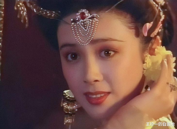 傅艺伟|“最美妲己”傅艺伟:因吸毒毁了自己也害了儿子,她为何自甘堕落?