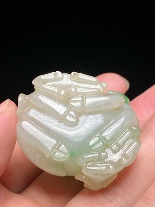 文玩|清乾隆 老坑冰种翡翠 飘绿 三羊开泰 纸镇 摆件 把件