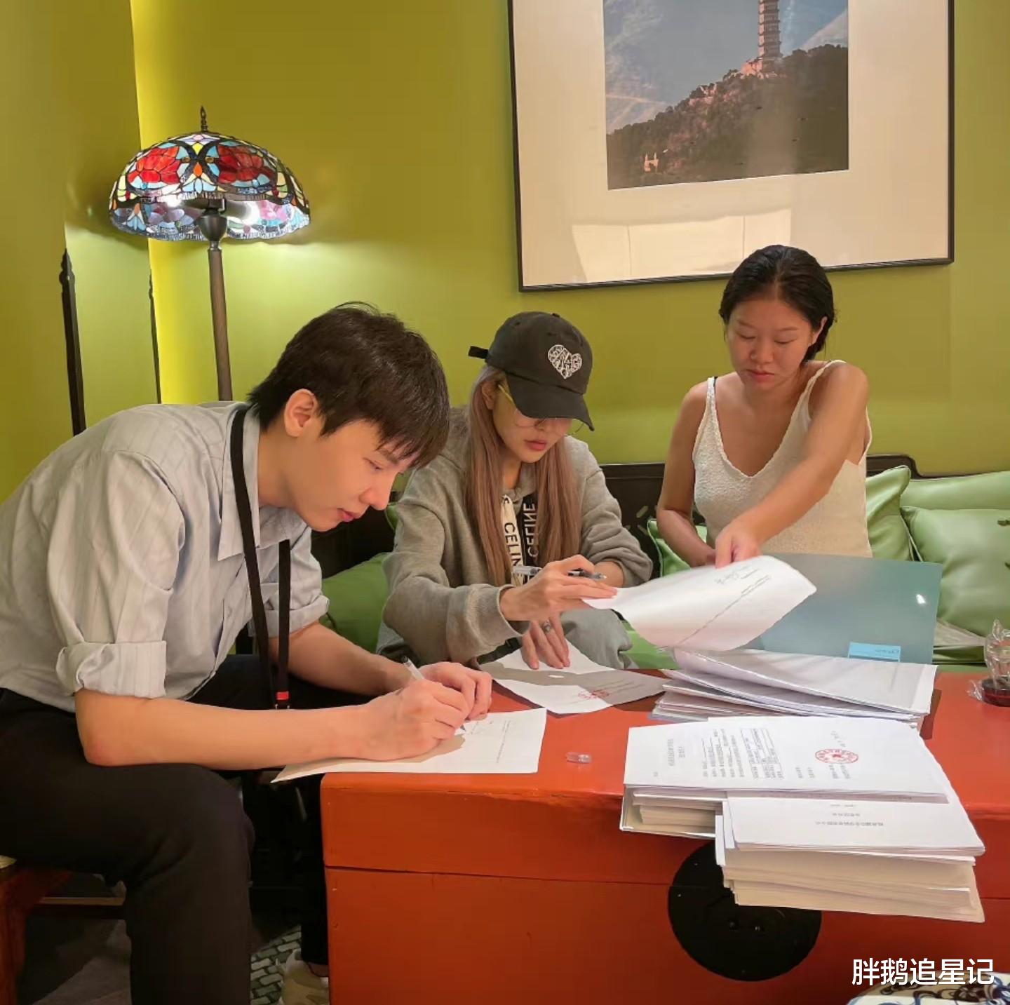 周扬青|“京圈名媛”周扬青:既是红三代也是富二代,连王思聪都叫她青姐