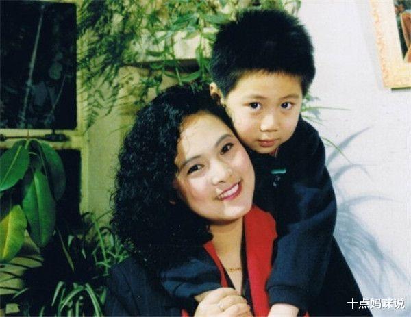 张芝华|与郭凯敏结婚6年后离婚，带儿子嫁大16岁画家，张芝华如今怎样？