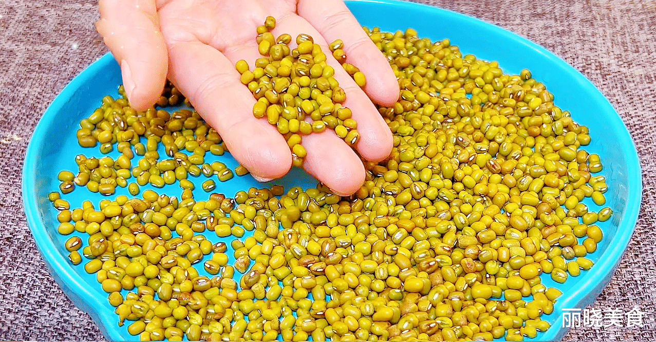 山楂|秋燥脾气大,建议吃这6种“清火”食材,疏肝理气,有助改善情绪