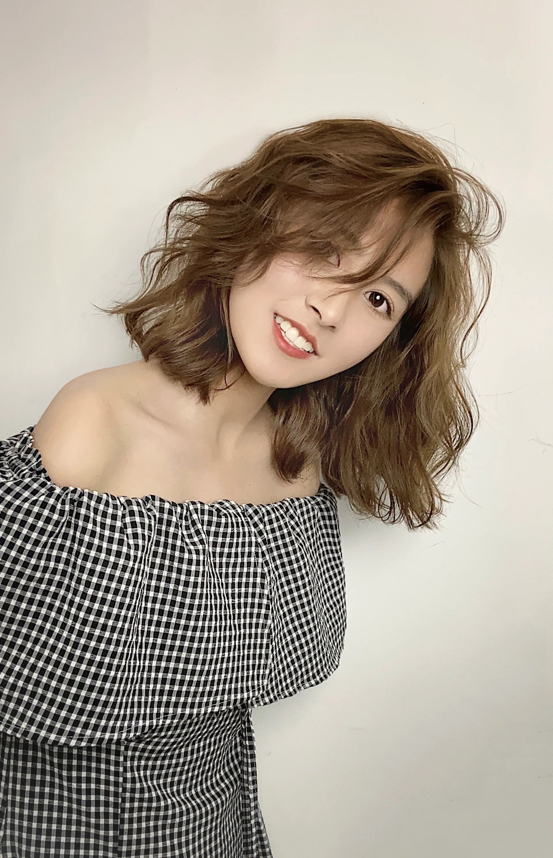 发型 17款当下最火流行发型，卷发直发全都有，很美很时尚