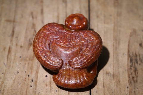 |舊藏和田玉“枣红皮 迦楼罗”