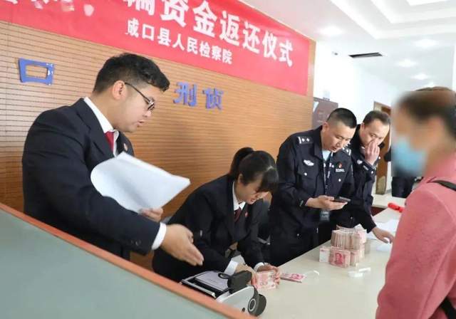 老年人相亲成内娱顶流:论搞对象,你大爷还是你大爷