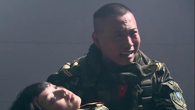 误杀|我是特种兵:小庄如果不误杀人质,有没有可能提干?