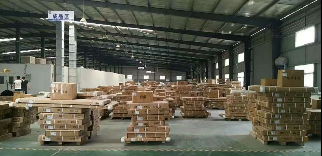 3分钟带你了解衣柜生产流程，看你家定制的衣柜靠谱吗