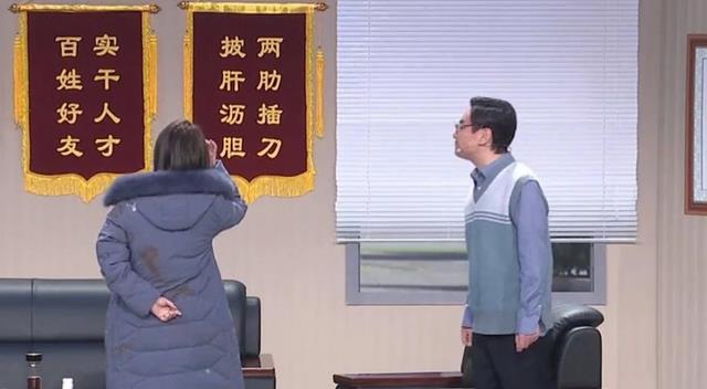 春晚|春晚语言类节目大排名:沈腾“爆梗”第一,岳云鹏“变鸡”垫底