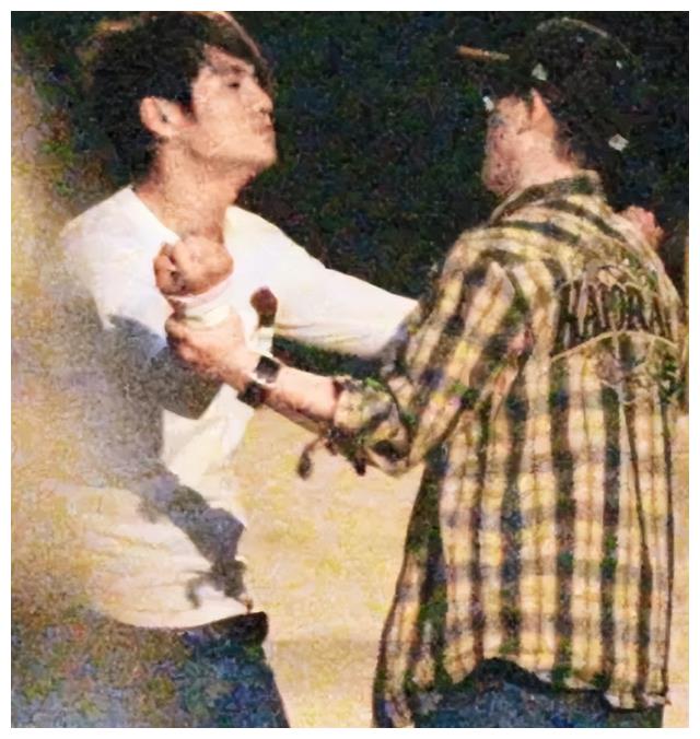 苏醒|“冤种快男”苏醒：曾被王栎鑫带头孤立，其实活得比谁都清醒