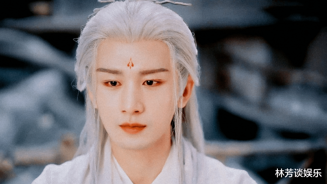 张芷溪|《沉香如屑》34岁的张芷溪，给32岁的成毅当妈，仙侠剧真离谱？