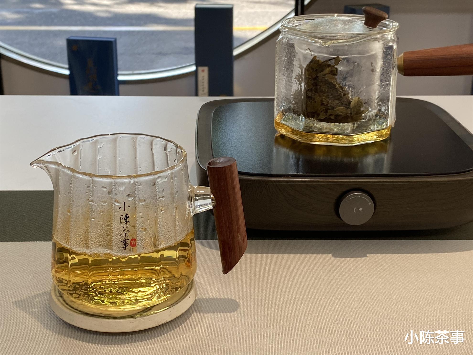 寿眉|煮1次、煮2次、煮3次,将老白茶煮着喝,能煮几壶茶呢?