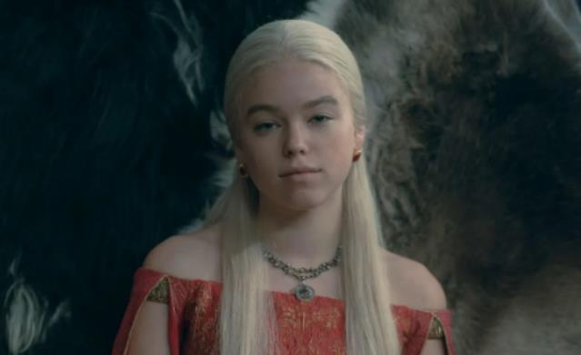 龙之家族|《龙之家族》雷妮拉演员,为何担心自己会被HBO解雇?