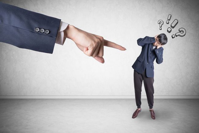 耳钉|能力差不多的人,有些混得很好,有些混得很差,躲不开的职场定律