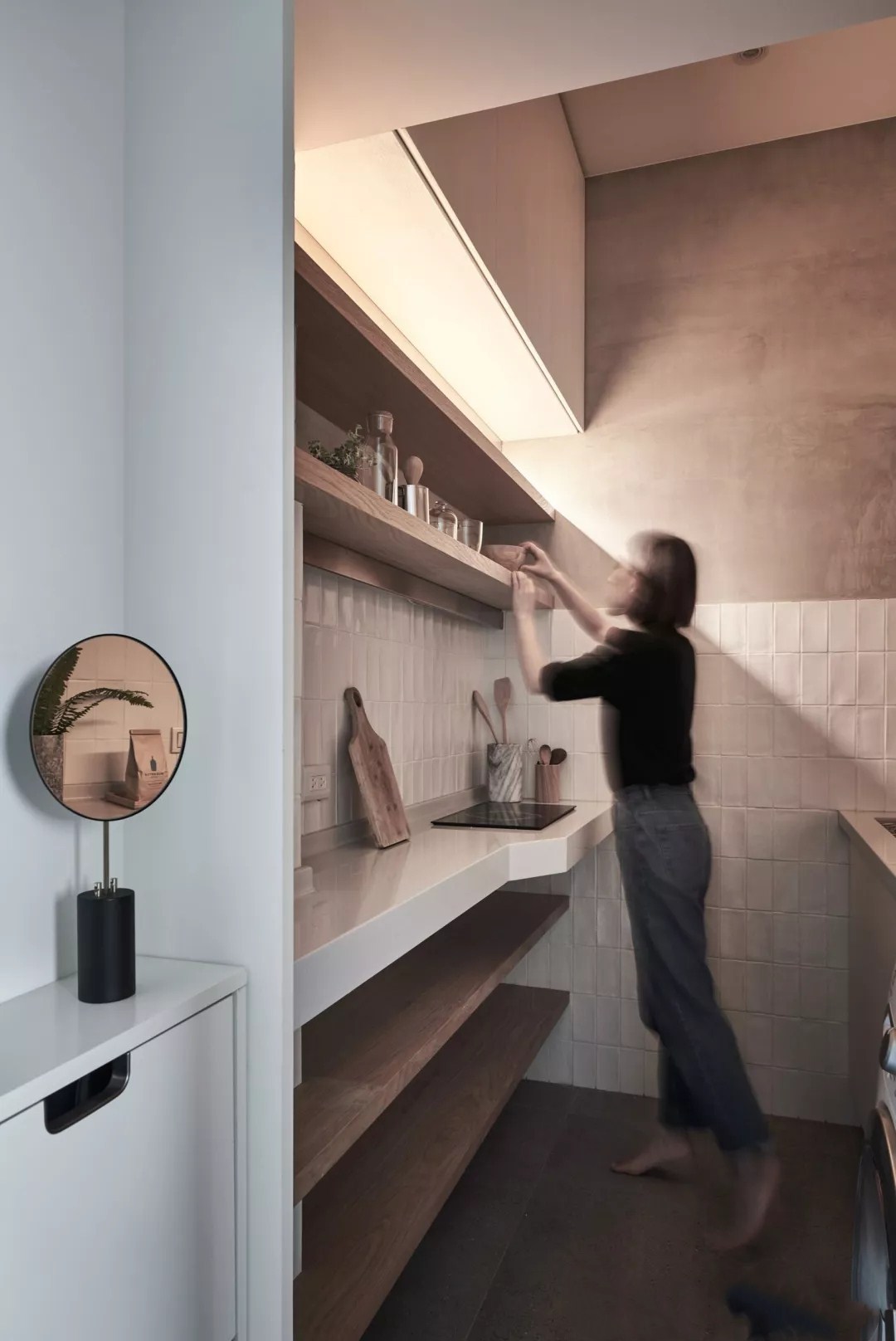 17㎡凭空变成一间房,3㎡大浴缸在浴室也不嫌小,极限改造不相信