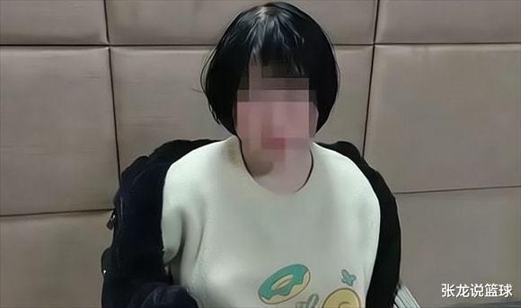 四川一男女网友奔现,第一次见面发生关系,丝袜内衣凌乱,场面芬芳