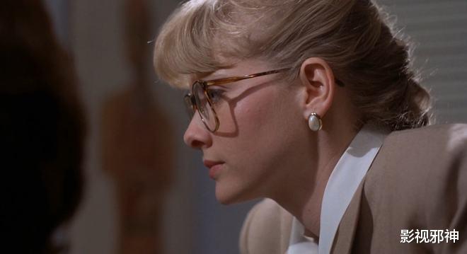 杨幂|童年时代的启蒙女神,年过半百依然玩很大?