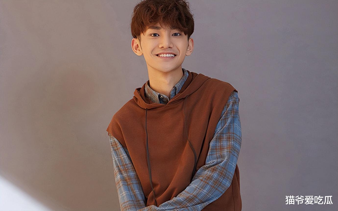 蒋龙|一年一度喜剧大赛2：蒋龙助演被“一剪梅”，这是什么情况