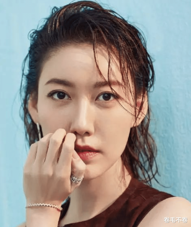 黄圣依|“大长脸”也好看的8位女星，个个明艳大气，高级感十足