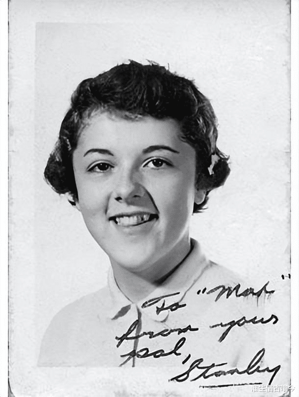 奥巴马|奥巴马苦命的母亲：18岁嫁黑人被弃，二段婚姻失败，53岁患癌去世