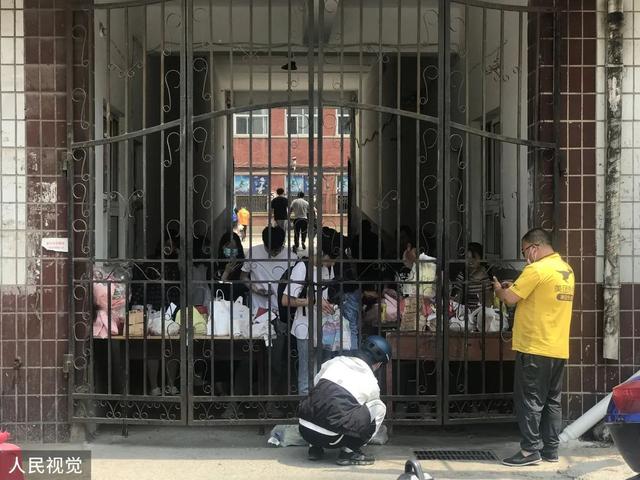 大学生的外卖，为啥总是被偷，还有王法吗？还有法律吗？