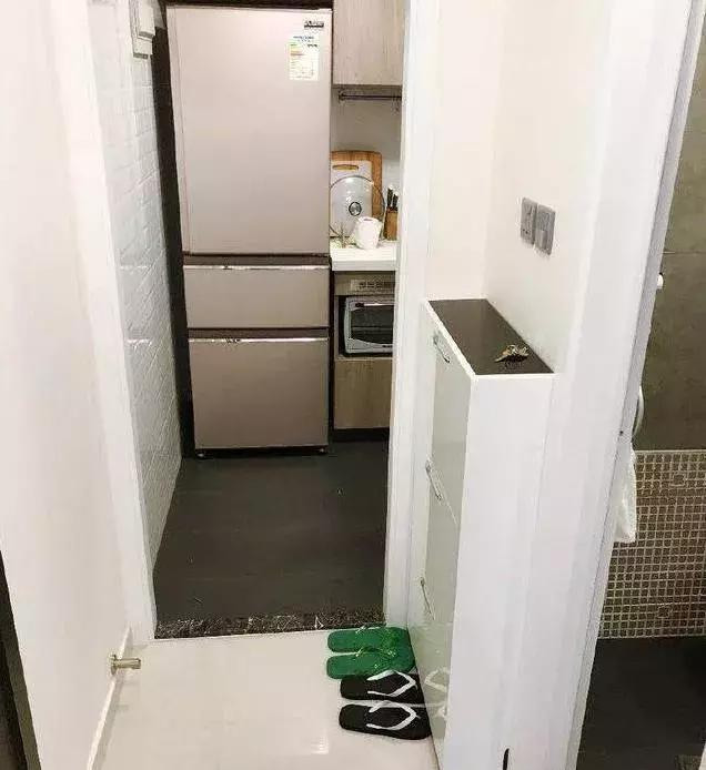 香港姑妈300多尺的豪宅,她说是豪华装修,一进屋内却看呆我了