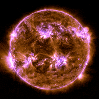 NASA太阳动力学观测站（SDO）拍到强大的X级太阳耀斑从太阳喷发