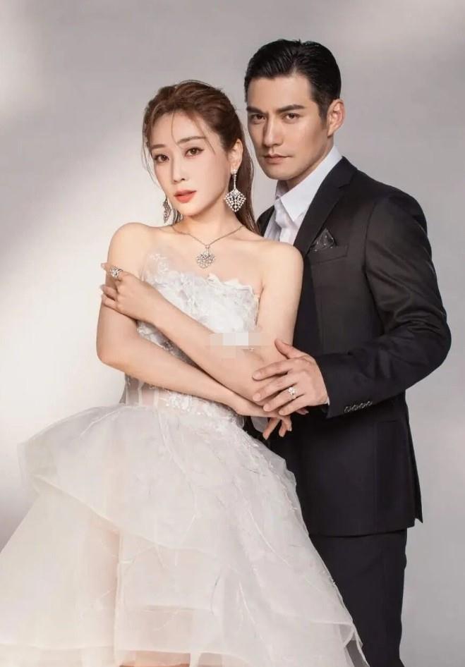 小姐姐|杜若溪被疑怀二胎,3岁女儿颜值太高似混血,严屹宽化身女儿奴