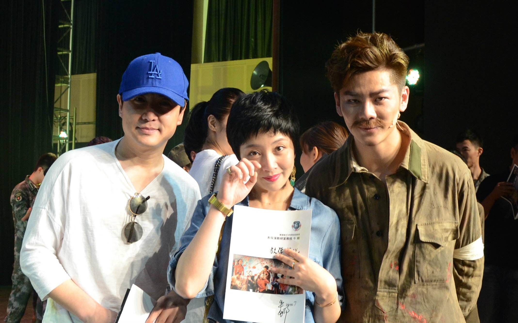 殷桃|“大满贯视后”殷桃：一出道就遇贵人，如今41岁有望再夺奖项