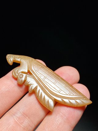 和田玉籽料|汉 和田玉籽料 玉螳螂 螳螂形佩