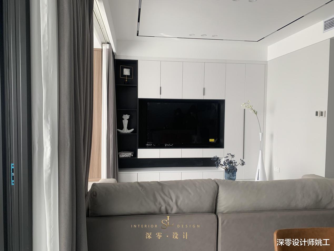 刚入住就看到墙体破裂了,或许砌砖师傅不专业,注意过程中这5个细节