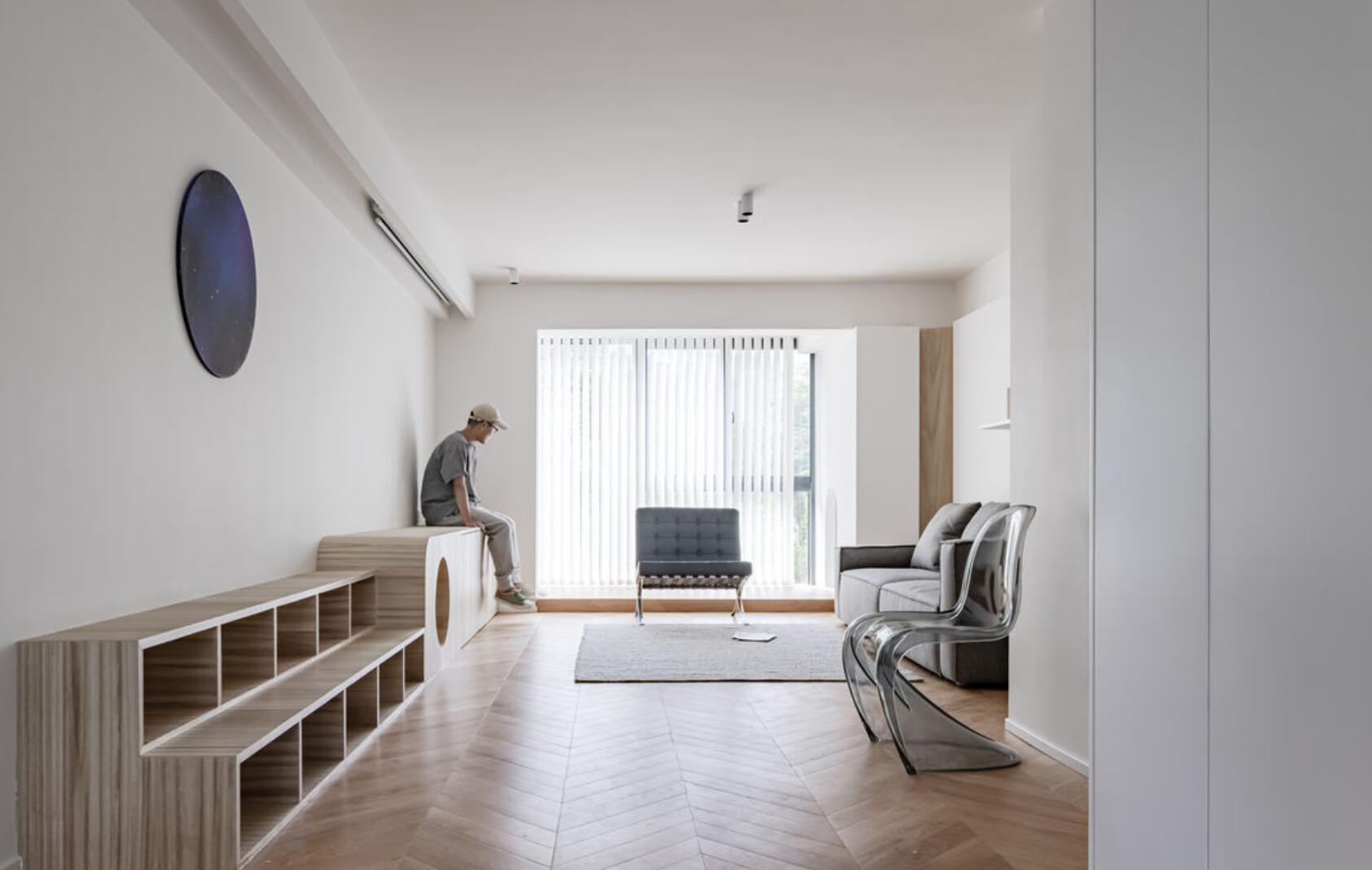 难怪现在客厅都不摆茶几了!看了她140㎡家,才发现有多舒适