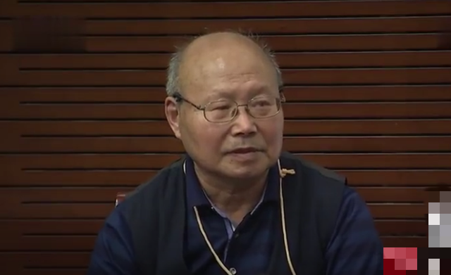 63岁老汉黄昏恋,相恋7年6年未见面,为她掏空家底52万竟是骗局