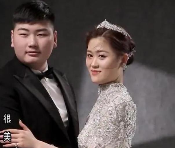 陈萌|陈萌秀钻戒名车200平婚房，陈亚男疑被解约，网友：肠子悔青了