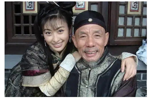 魏宗万|魏宗万:被导演跪求拍戏,一生不拍广告,娶大6岁妻子是我的骄傲