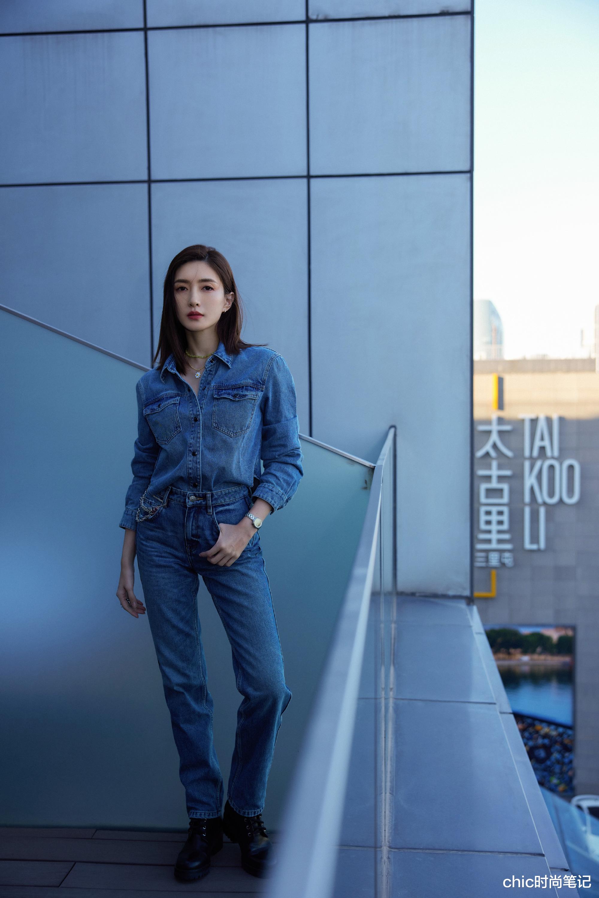 穿衣搭配|江疏影《女士的法则》穿搭，翻版王漫妮，不如她私服抓眼