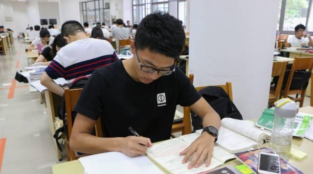 高校|中石化拟录名单被公开,清北成了赢家,其他985高校均未上榜!