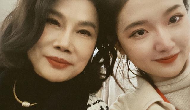 直播带货|解雇传闻不攻自破，董总回应孟羽童直播带货，称赞其是标准的秘书