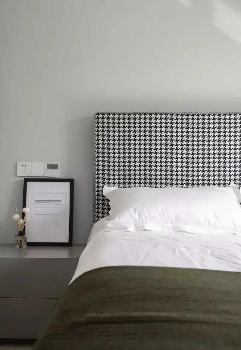 这套只有80多平的小户型真的开挂了,既有中西厨,还塞下了衣帽间