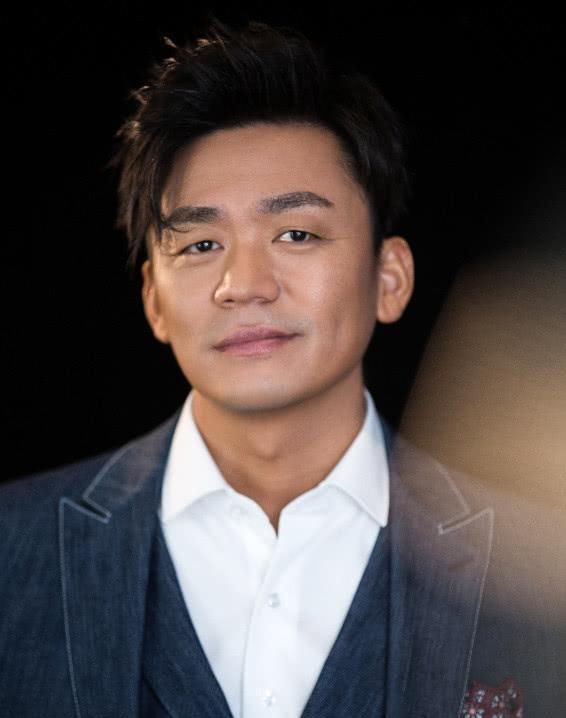 大鹏|知名网红为了模仿大鹏，花1000万拍电影，票房却仅有0.002亿