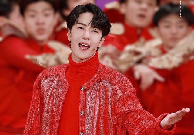 王一博|昔日队友直播间放王一博歌曲，网友感叹，今非昔比适可而止