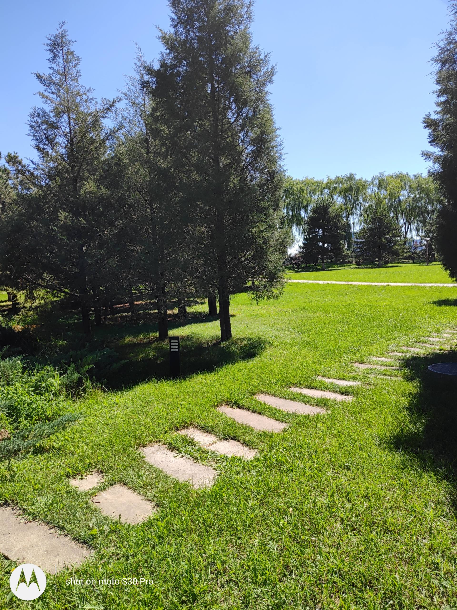 摩托罗拉|我以为旗舰机再也回不到1999了！这次摩托罗拉S30 Pro要为发烧而生