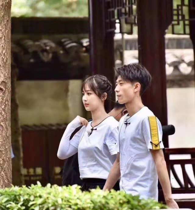 萧蔷|没有血缘却胜似亲人：《家有儿女》姐弟俩，张一山和杨紫的关系