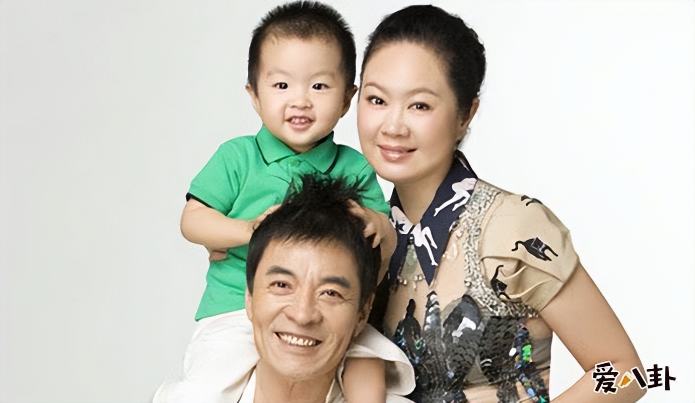 刘威|“老来得子”的实力派窘况：65岁依旧拼命拍戏，不敢老去