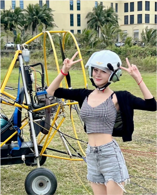 汪小菲|张颖颖故意炒热度？穿与汪小菲同款外套引热议后，再删除动态遮掩