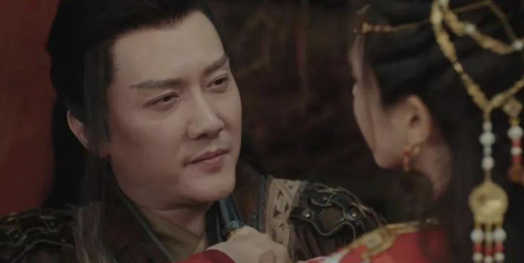 赵丽颖|赵丽颖冯绍峰新剧现状:一个往实力派发展,一个顶着肿脸演古偶