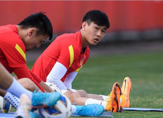 李磊|接班武磊李磊！新年留洋首人确定，戴伟浚+朱辰杰也将出去