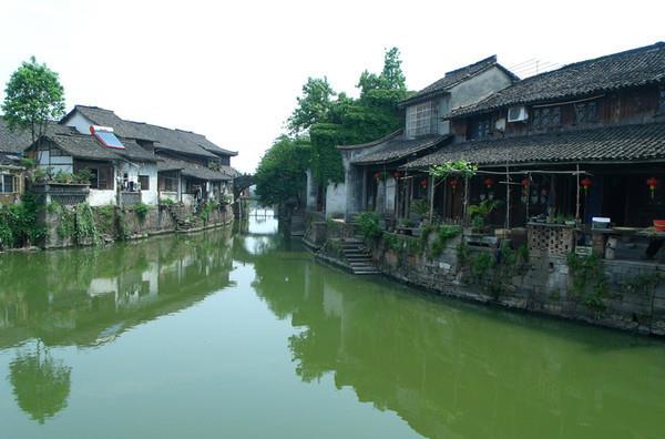古镇|距浙江杭州60分钟,私藏着一座低调的千年古镇,朴实无华原生态