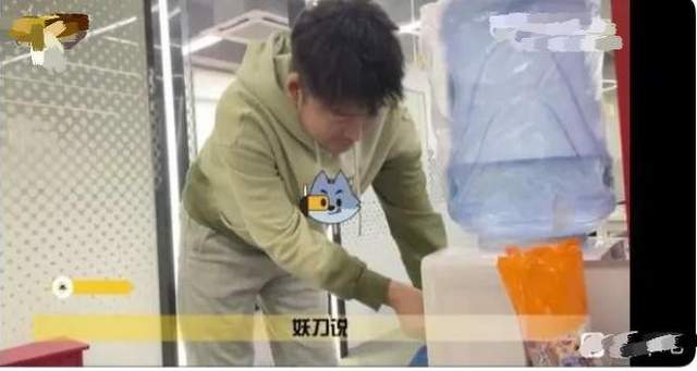 狼队|妖刀直言老林不听他话，他就开摆，现在老林得给他端茶倒水
