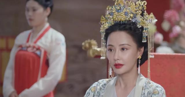 90后|90后都开始演妈了,跟剧中18岁儿子一同框,画面就尴尬了