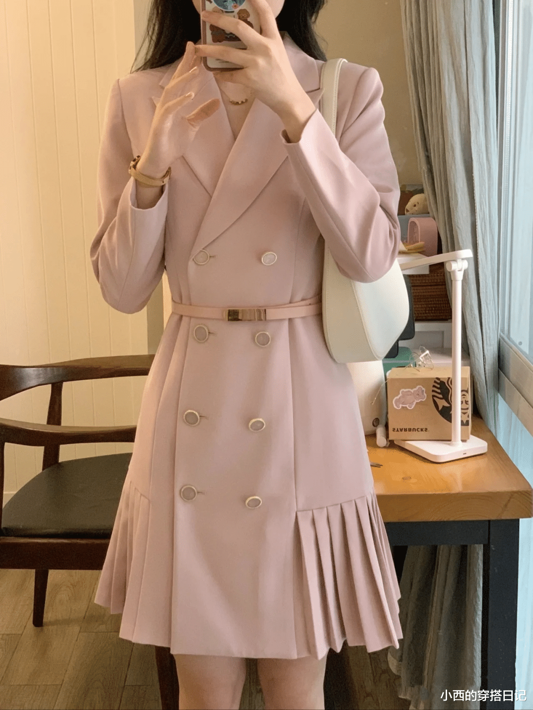 |夏日上班怎么穿?这三种穿法,高级又优雅